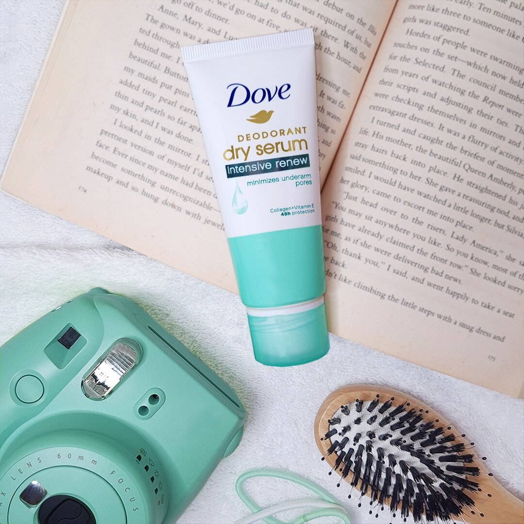 Dove Dry Serum Deodorant in Green The Dove Dry Serum Deodorant in Green minimises the look of pores in your underarms