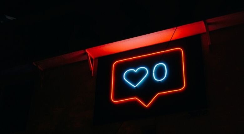 zero likes neon lights showing zero likes