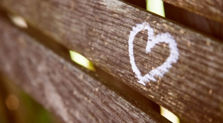What are parasocial relationships? What are parasocial relationships?