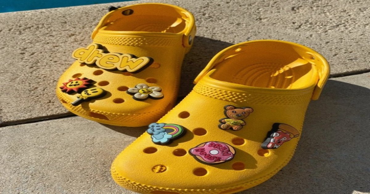 pale yellow crocs