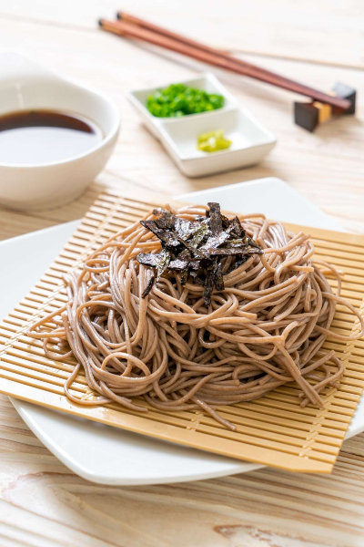 Easy Japanese food recipe for soba made with products from Groceries by Umamill
