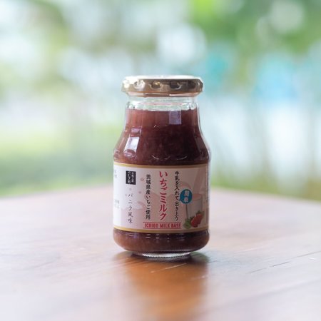 Tsumugino Strawberry Milk