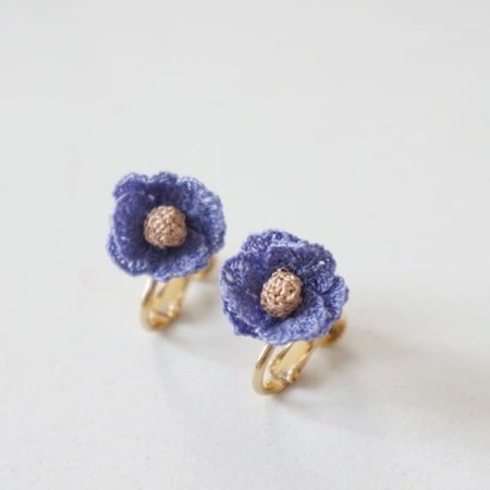 cotoyo matsue Anemone Clip-on Earrings in Lavender
