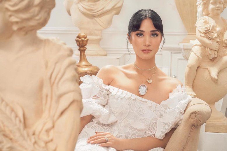 Filipino Celebrity Love Marie Launches New Jewellery Collection | Clozette
