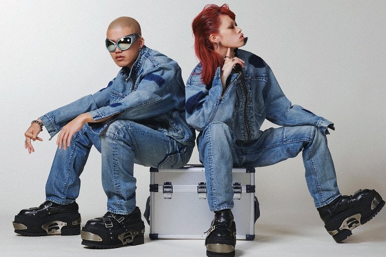 Models wearing the Levi's x AMBUSH Spring/Summer 2023 collection