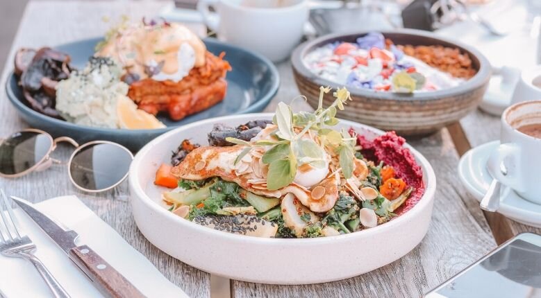 4 Wellness Tips To Get You Through Adulting From Tisha Jaswantlal - Eating healthy 4 Wellness Tips To Get You Through Adulting - Eating healthy