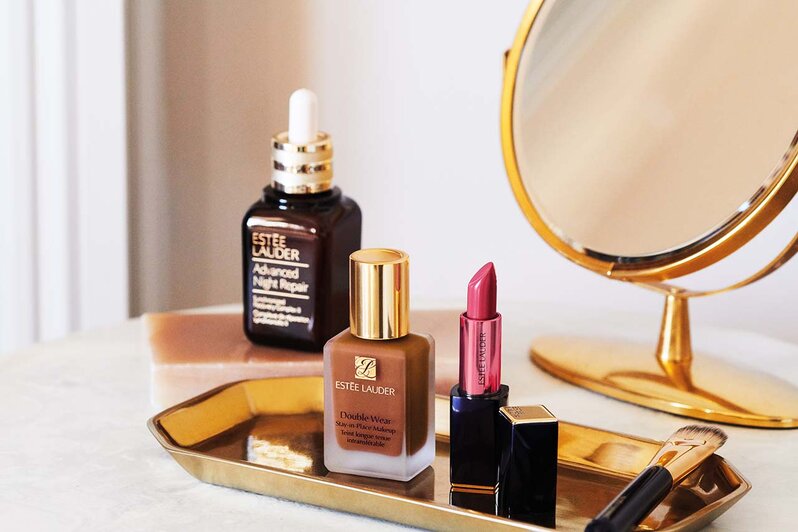 Estée Lauder Double Wear Stay-In-Place Makeup Estée Lauder Double Wear Stay-In-Place Makeup