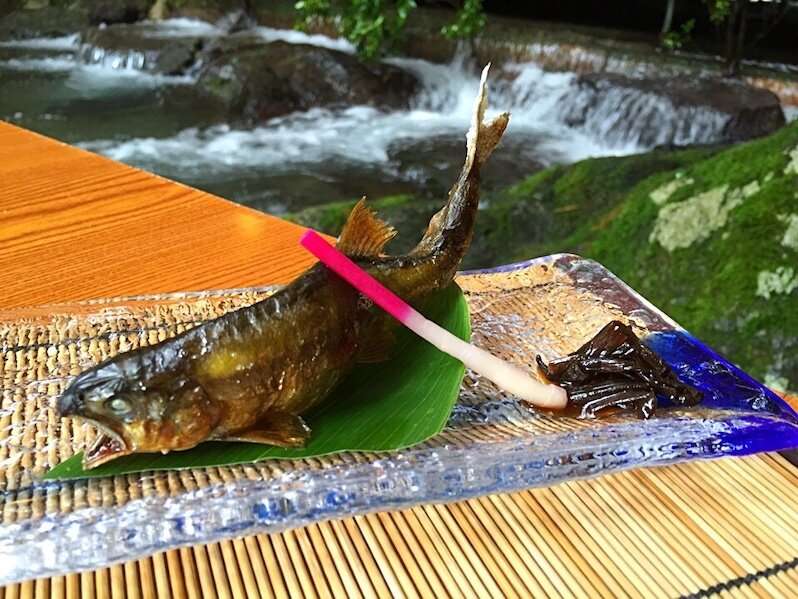 A typical kawadoko meal